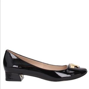 New Tory Burch Patent Black Gigi Shoes size 7